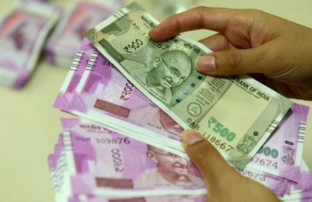 धांधली और पैसों का खेल